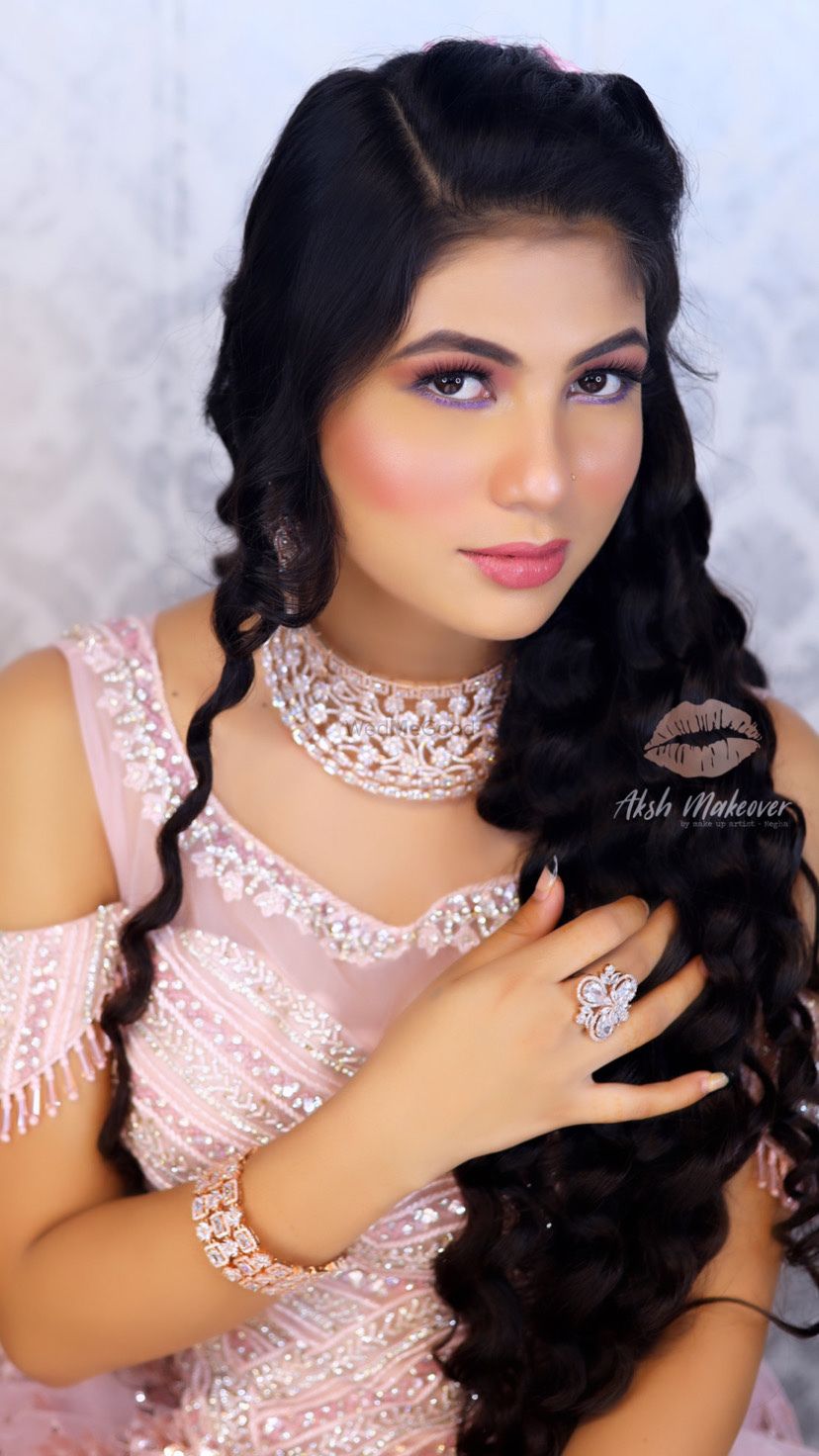 Photo From engagement bride Kajal - By Aksh Makeovers 
