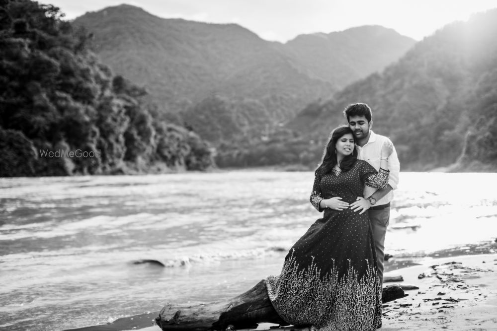 Photo From Pre-wedding - By Picturewale Photography