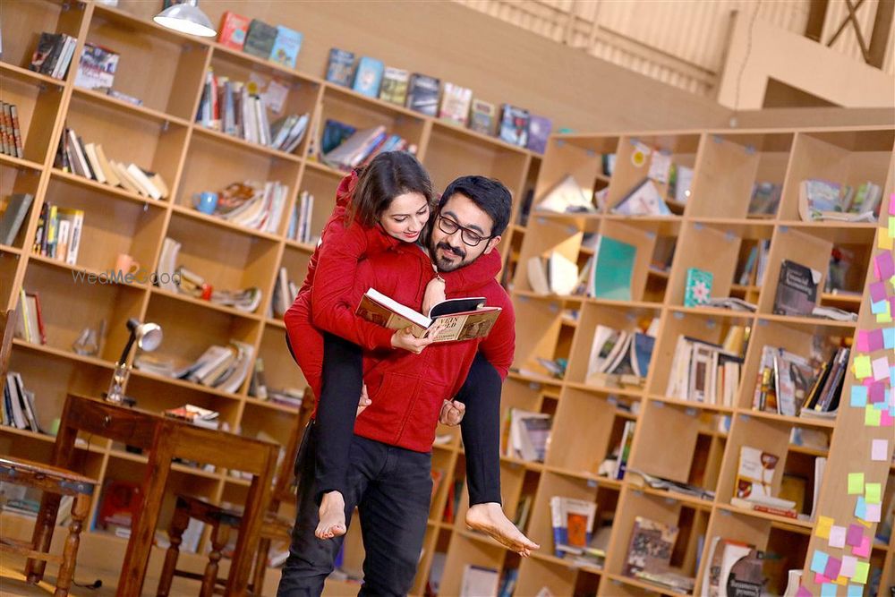 Photo From Pre Wedding of Riddima & Manik - By Vivekk Vikas Photography 