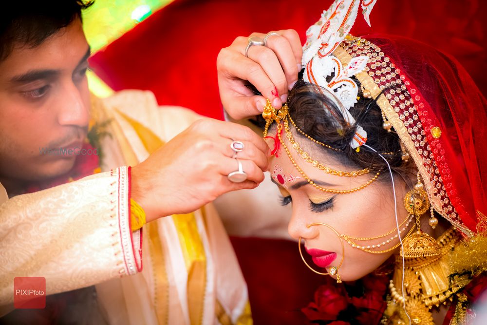 Photo From Bengali Wedding Photography by PIXIPfoto - By PIXIP Foto