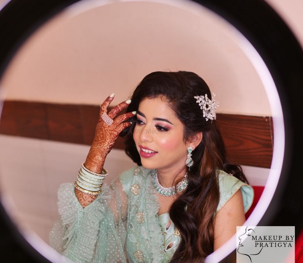 Photo From Engagement Bride Jagrati - By Makeup By Pratigya