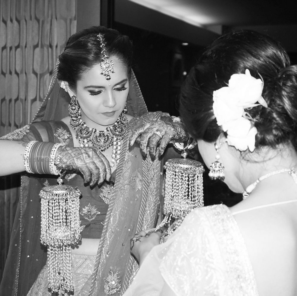 Photo From stunning bride sanya - By Makeup By Sunaina