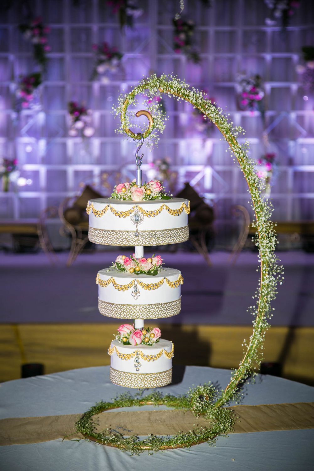 Photo of Unique wedding cake!!