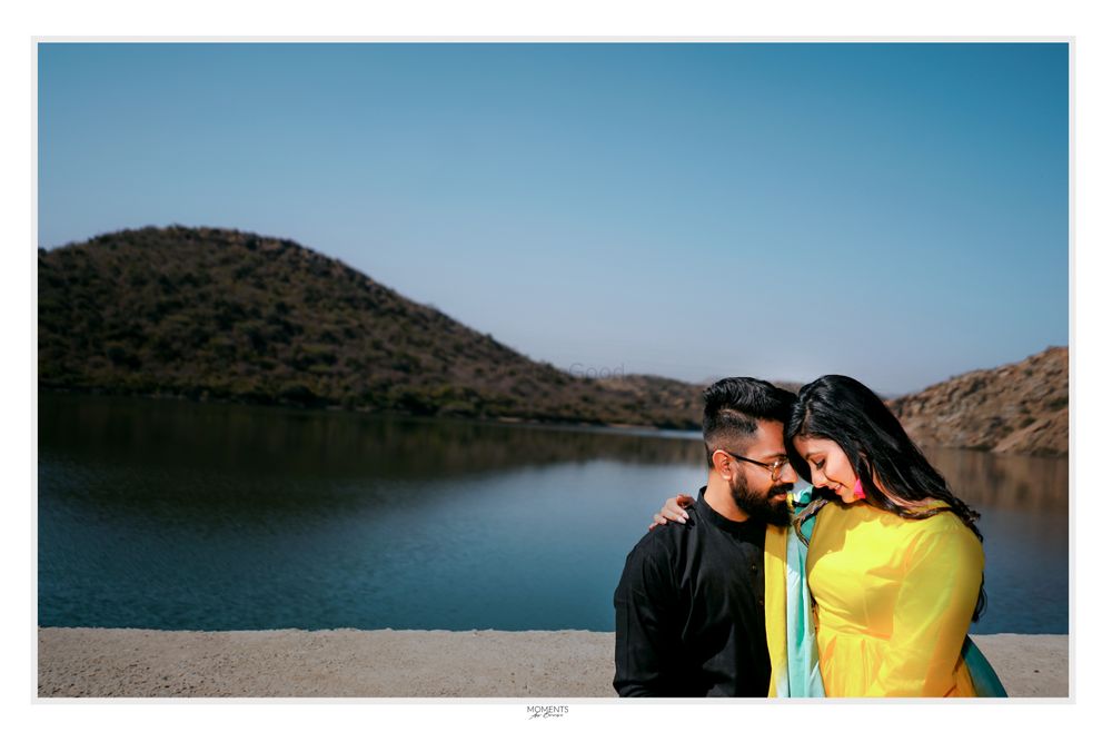 Photo From Neha & Ashutosh Pre-wedding - By Moments By Ajay Bamaniya