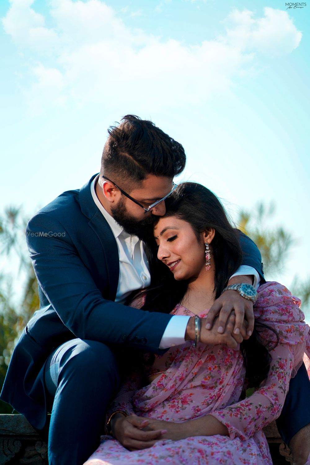 Photo From Neha & Ashutosh Pre-wedding - By Moments By Ajay Bamaniya