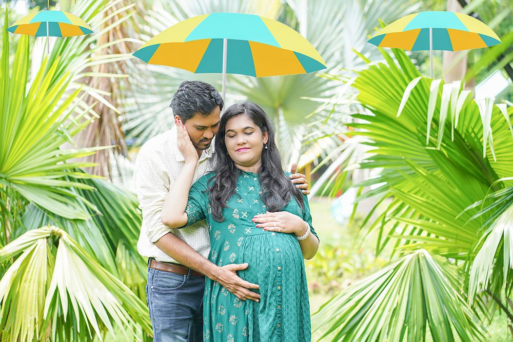 Photo From Maternity Session - By Prabhas Photography