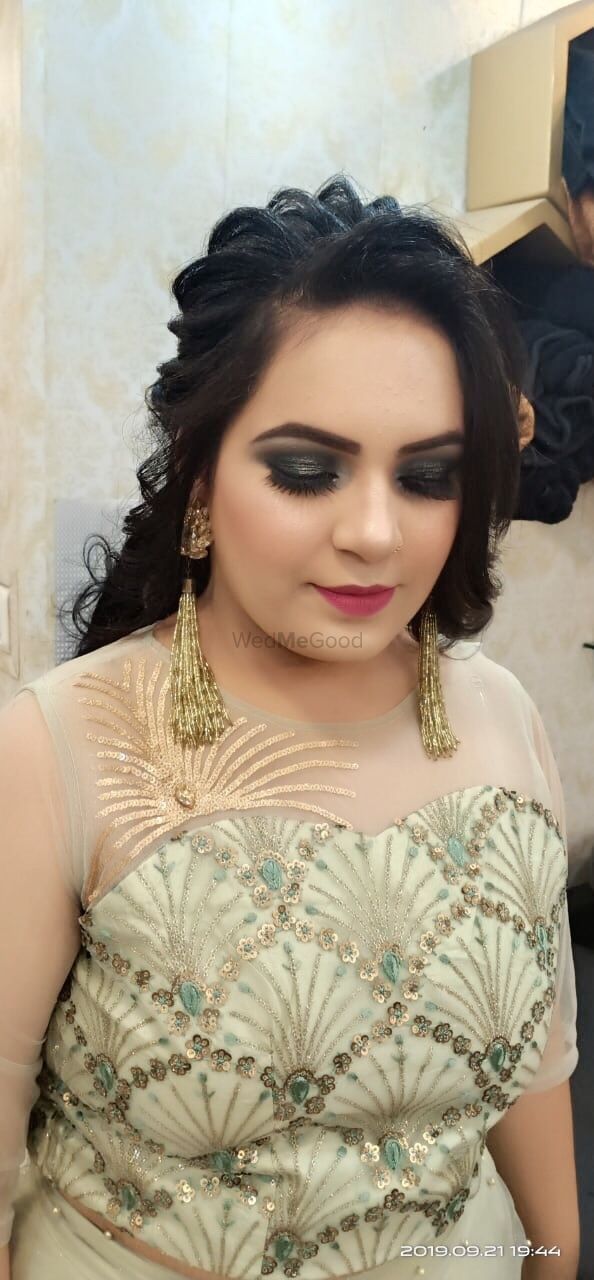 Photo From Party Makeup - By Makeovers by Chandni Bhatia