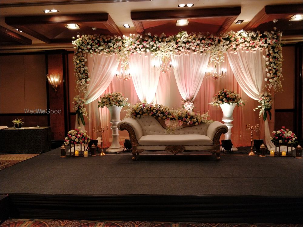 Photo From Wedding Receptions Taj mg road Bangalore - By Decor by Aditya