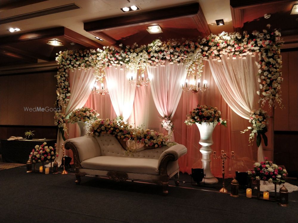 Photo From Wedding Receptions Taj mg road Bangalore - By Decor by Aditya