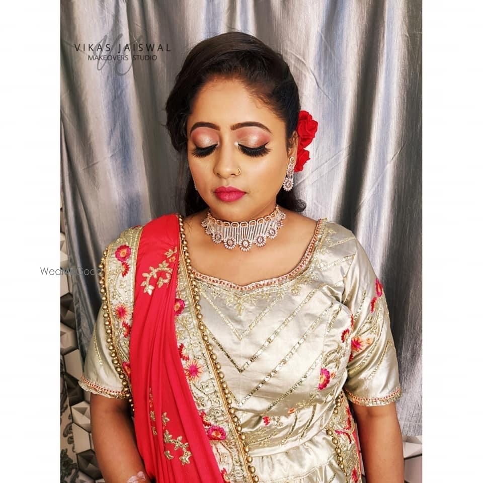 Photo From Engagement Makeup look - By Vikas Makeovers