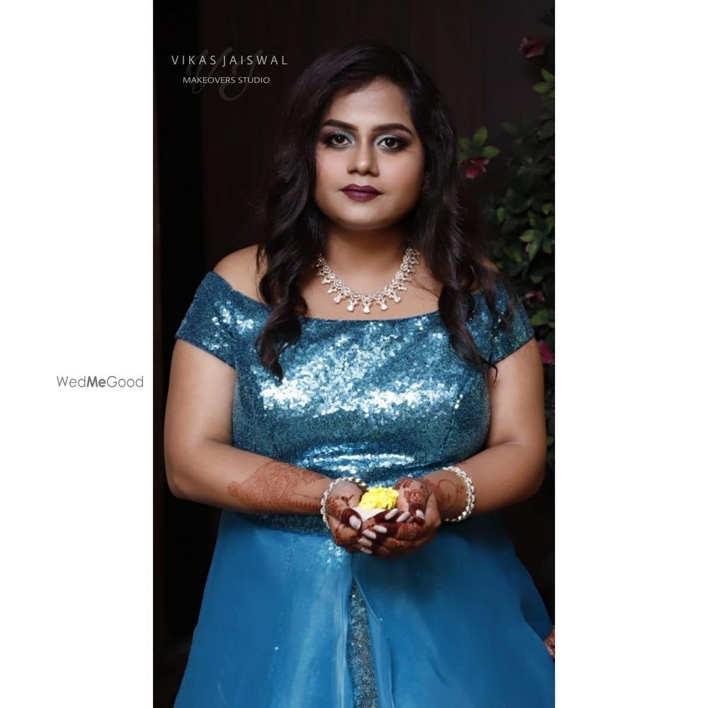 Photo From Engagement Makeup look - By Vikas Makeovers