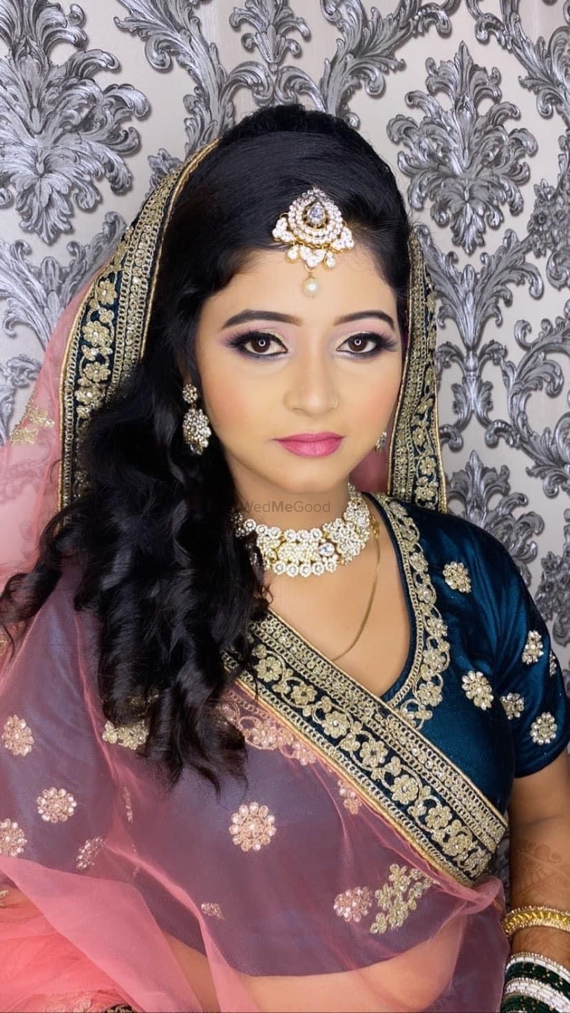 Photo From Engagement Makeup look - By Vikas Makeovers