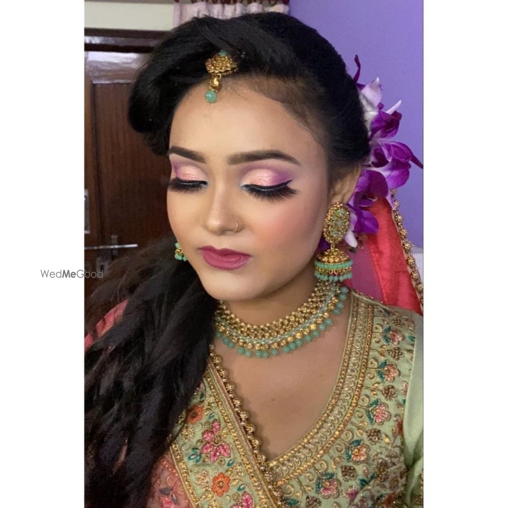 Photo From Engagement Makeup look - By Vikas Makeovers