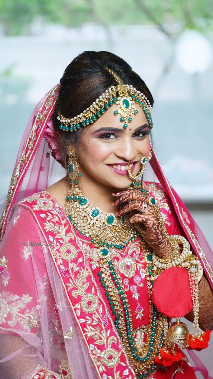 Photo From Morning Gujju Bride - By Mansi Gupta Artistry