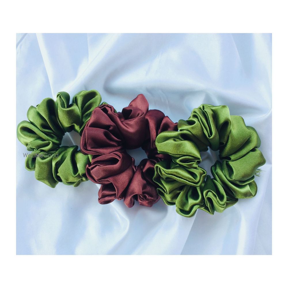 Photo From scrunchies and bow - By Hampers Mart