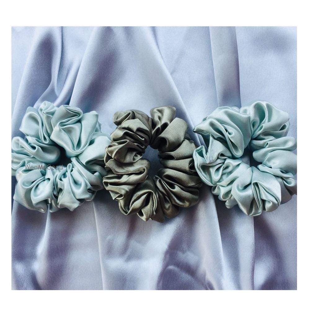 Photo From scrunchies and bow - By Hampers Mart