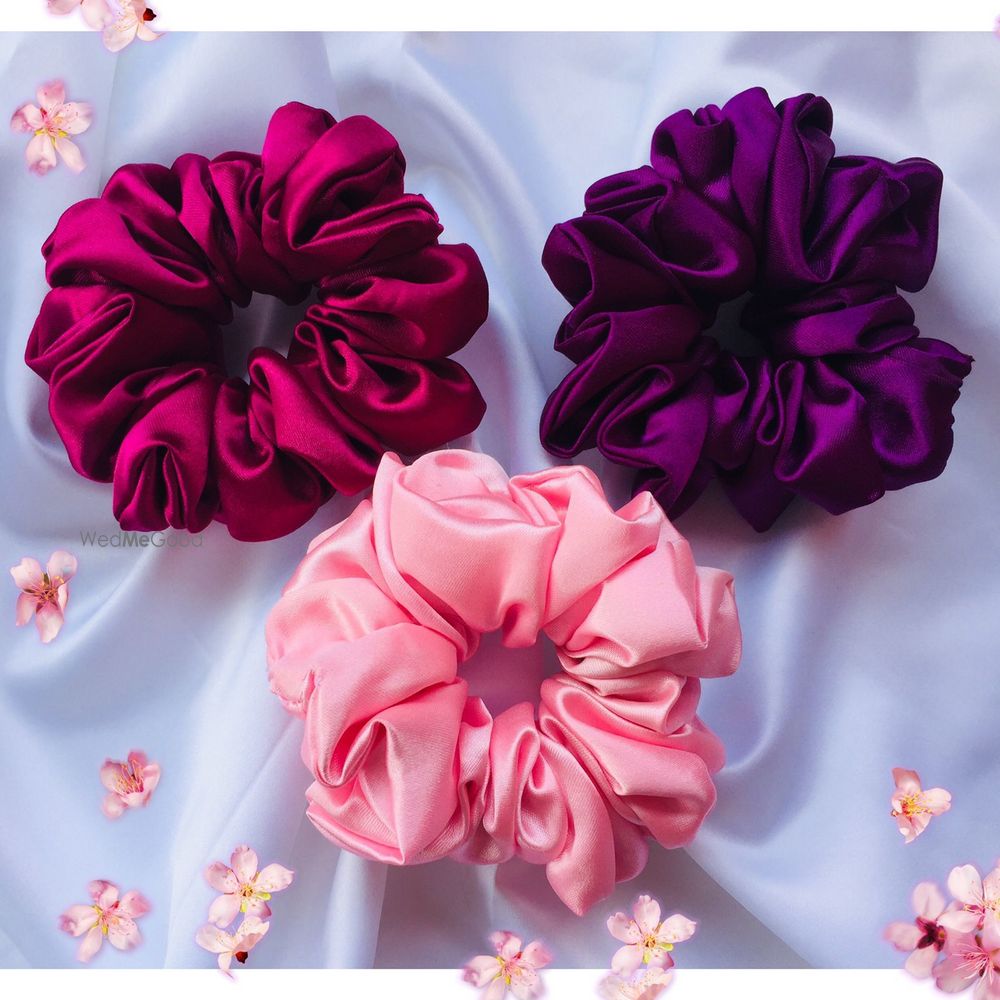 Photo From scrunchies and bow - By Hampers Mart