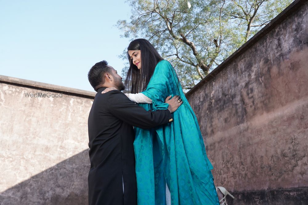 Photo From Aditi and Vikas Pre Wedding - By The Euphoric Vision