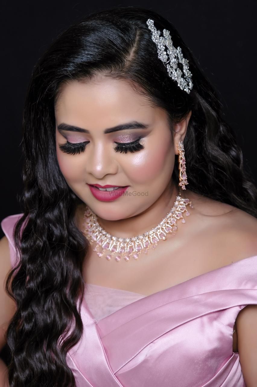 Photo From Engagement - By Priyankaa Chawla Makeovers