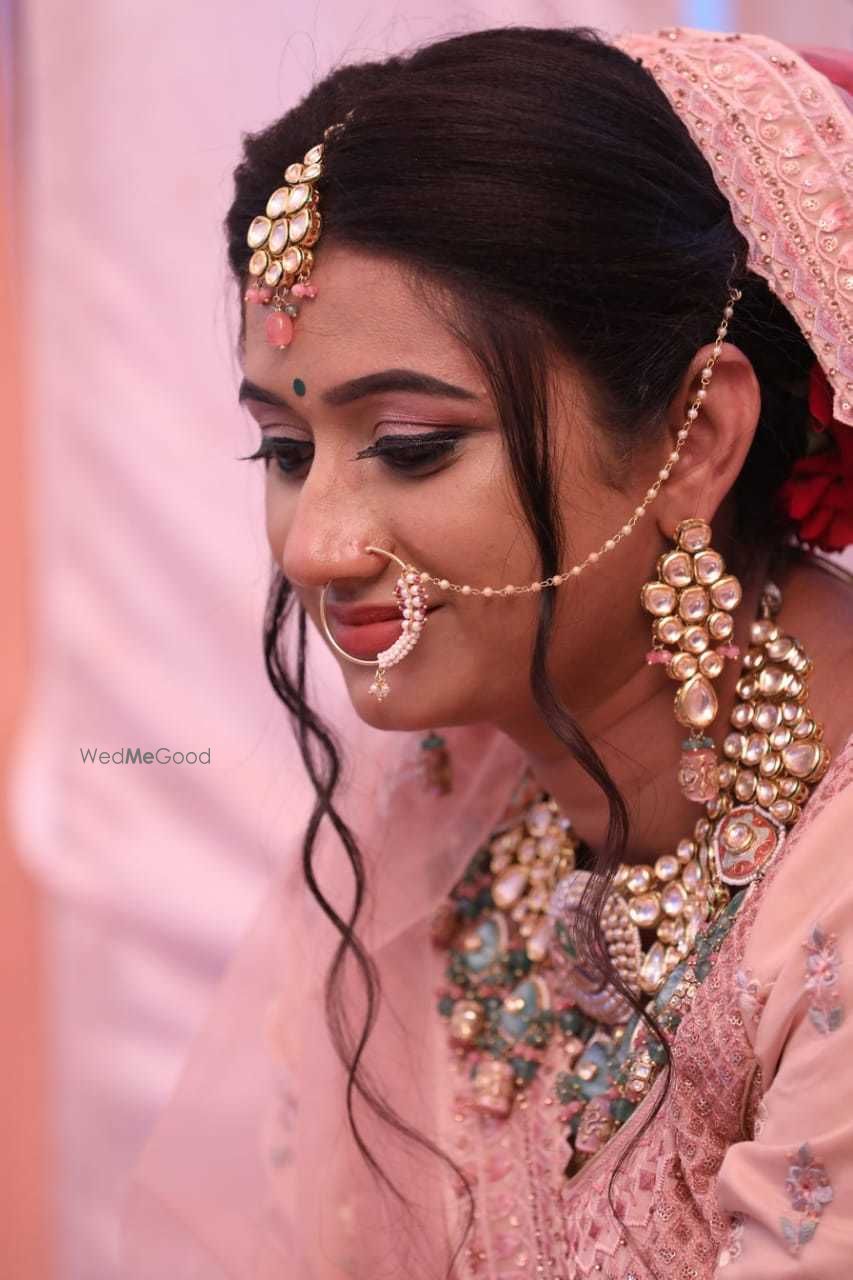 Photo From BRIDE SALONI JAIN - By MR Makeover