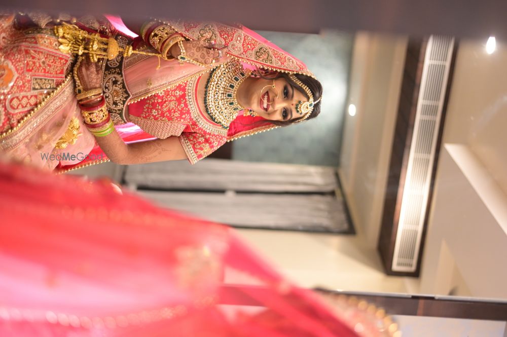 Photo From BRIDE SALONI JAIN - By MR Makeover