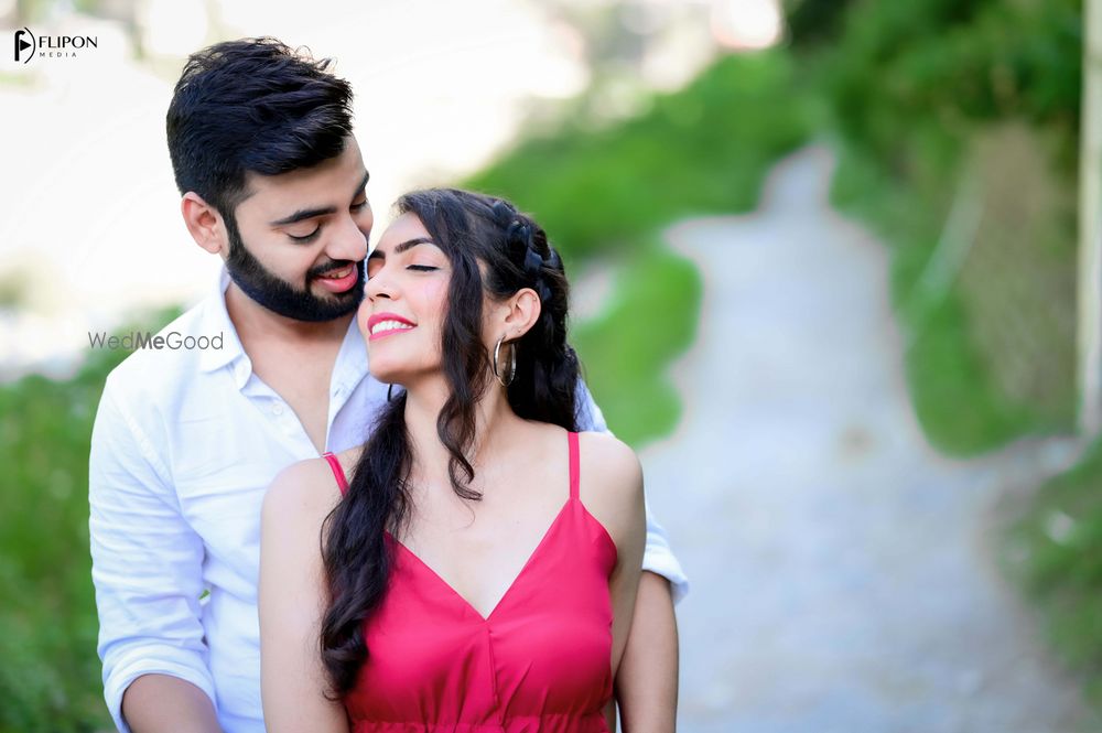 Photo From Pulkit & Neha Rishikesh Pre-Wedding - By FlipOn Media