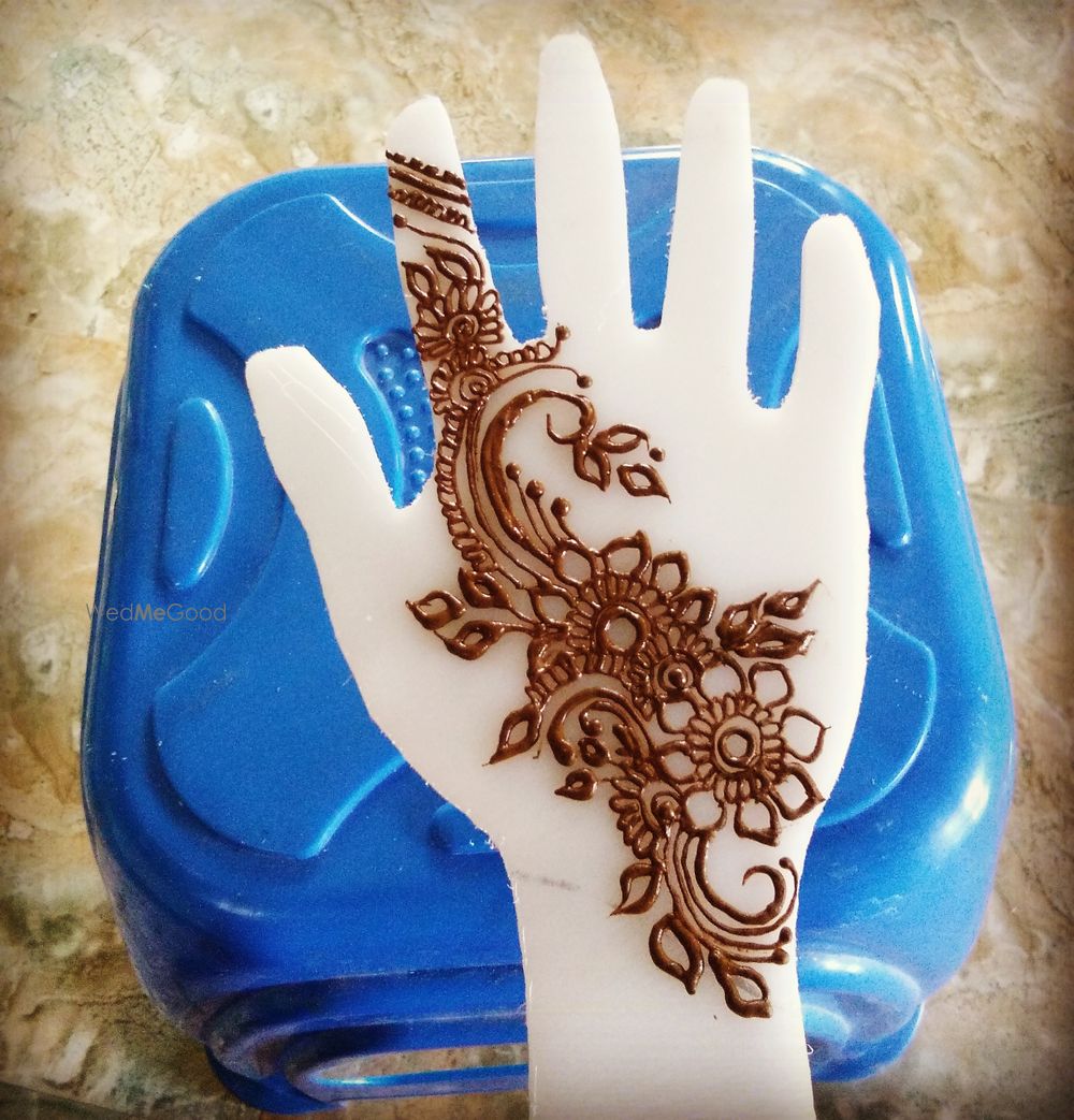 Photo From henna for guests and friends - By Gaya's Mehendi