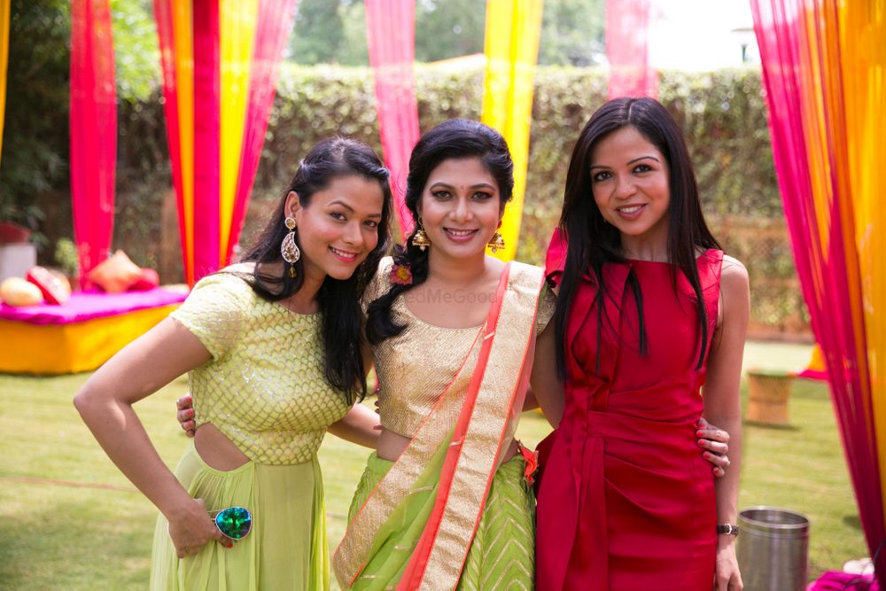 Photo From Deepti's Mehandi Function - By Ruby Singh Photography