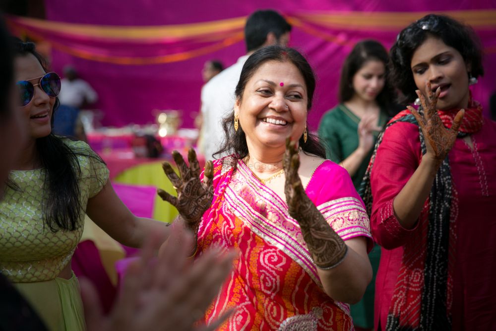 Photo From Deepti's Mehandi Function - By Ruby Singh Photography