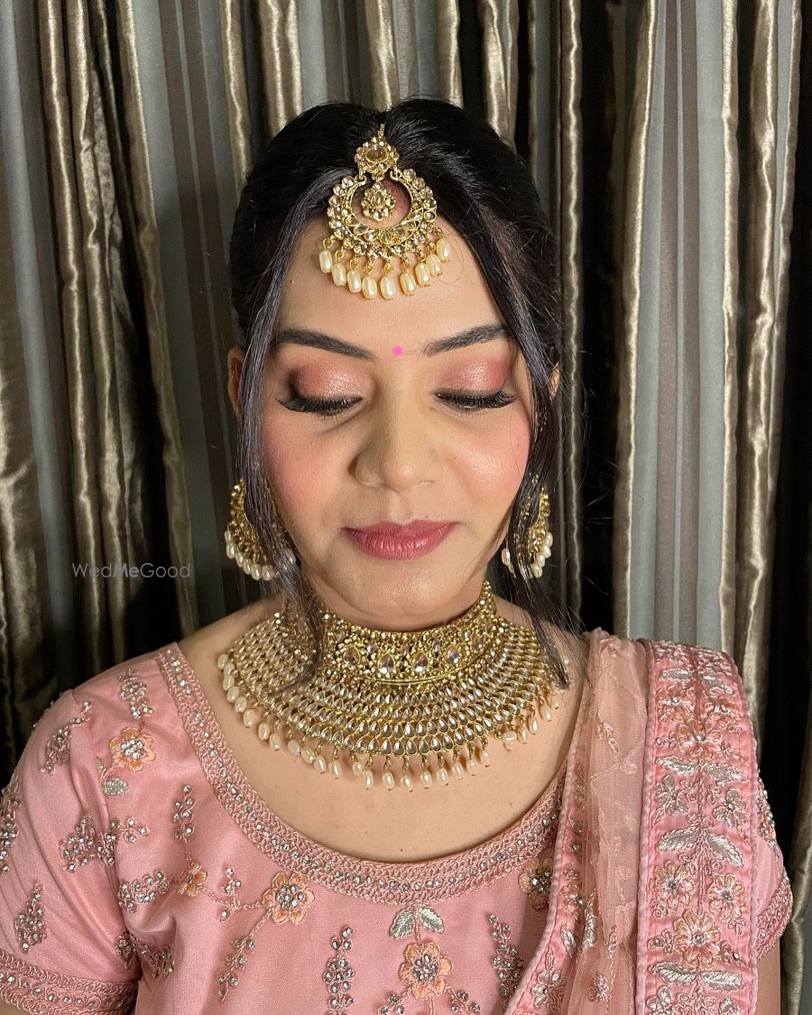 Photo From shrishti for her pheras  - By Makeovers by Drashti Dani 