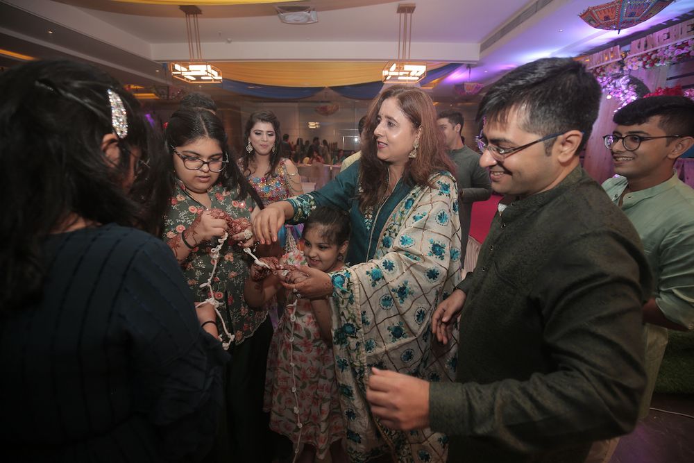 Photo From Mehendi Function - Sindhi Bride & Groom - By Anchor Bharti Narang