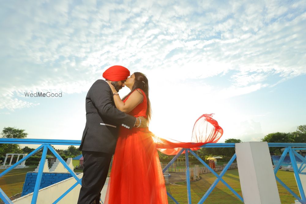 Photo From Pre wedding - By Jeewan Art Studio