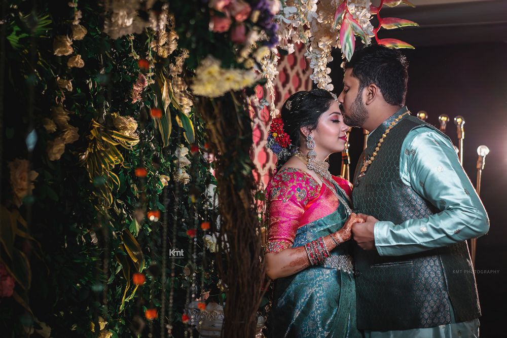 Photo From SAHITI + SRIKANTH ENGAGEMENT - By KMT Photography