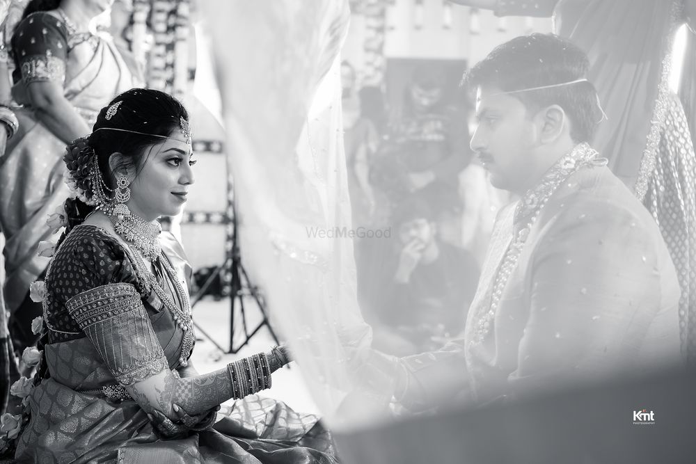 Photo From SAHITI + SRIKANTH ENGAGEMENT - By KMT Photography