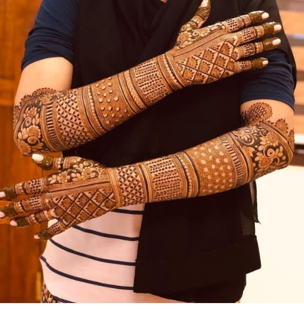 Photo From bride s - By Bridal Mehendi Artist
