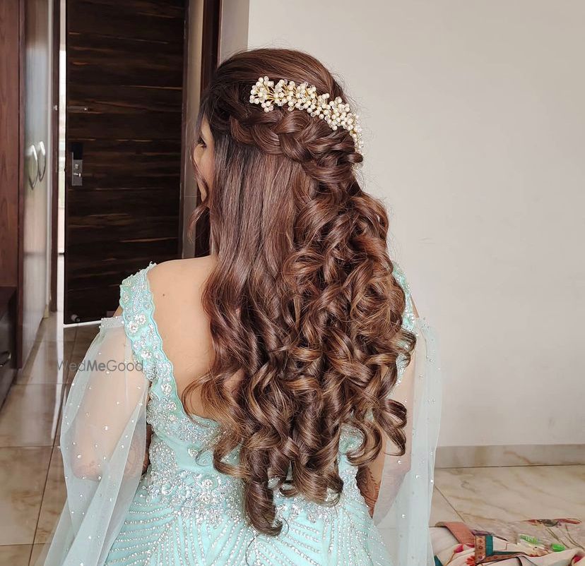 Photo From Hairstyles - By Makeovers by Nandini