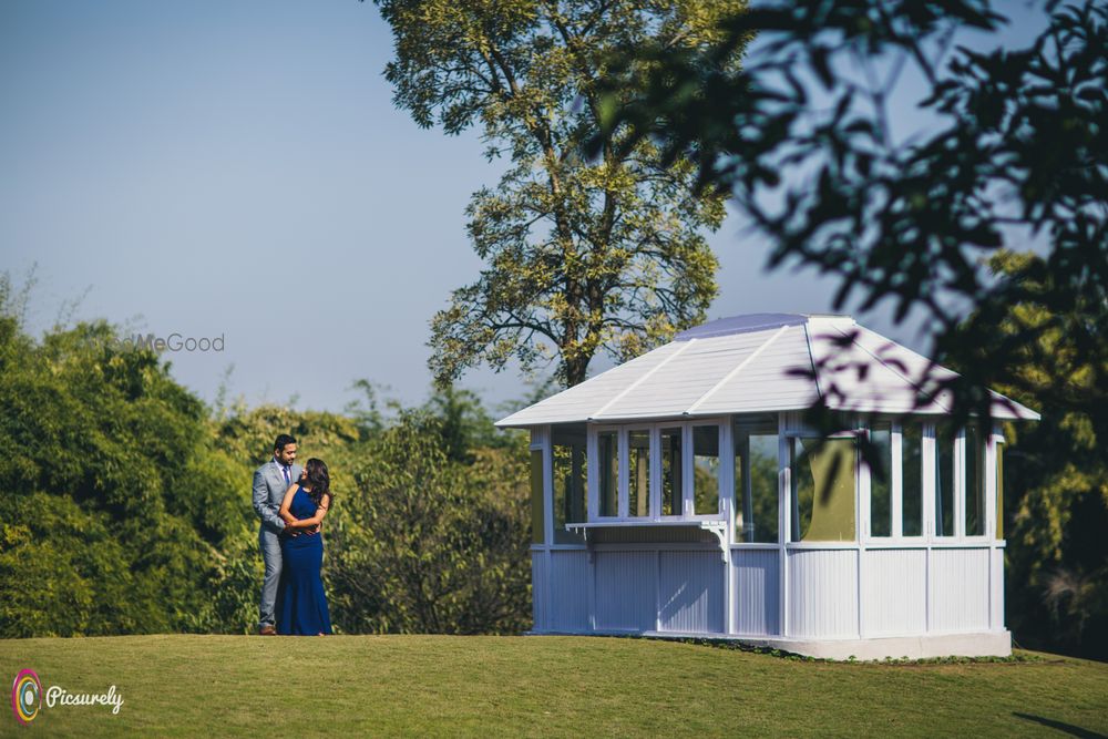 Photo From Sejal & Rahul Pre Wedding - Jabalpur - By Picsurely