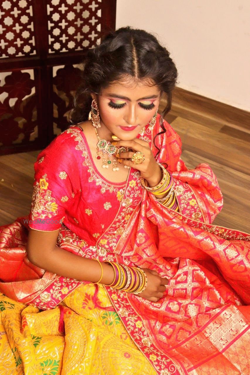 Photo From haldi look - By Shalakas Makeover