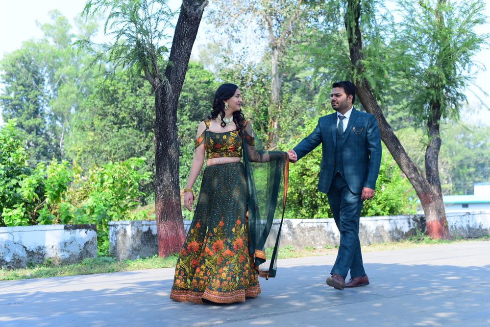 Photo From pre-wedding shoot - By Aavez Photographer
