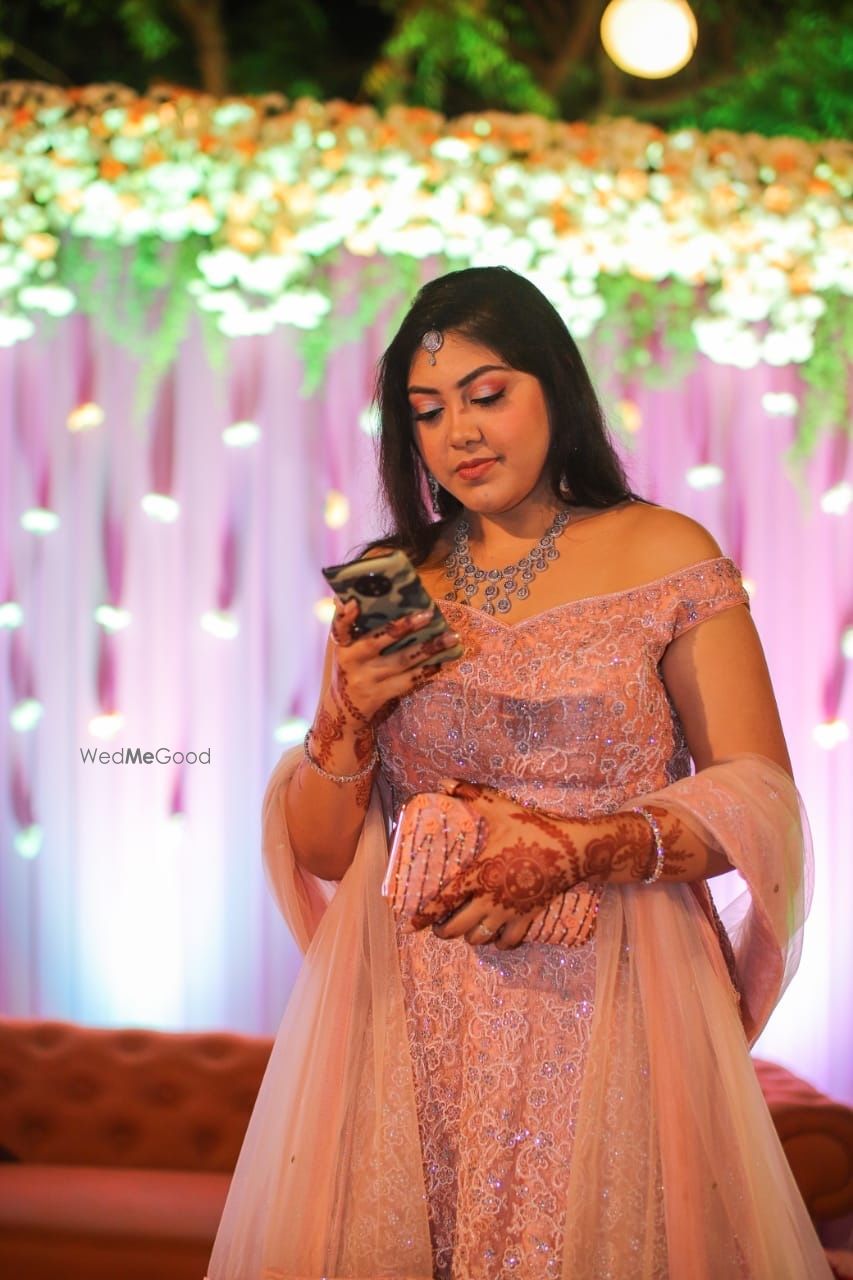 Photo From Engagement bride Shreyasi - By Shiwangi Makeovers