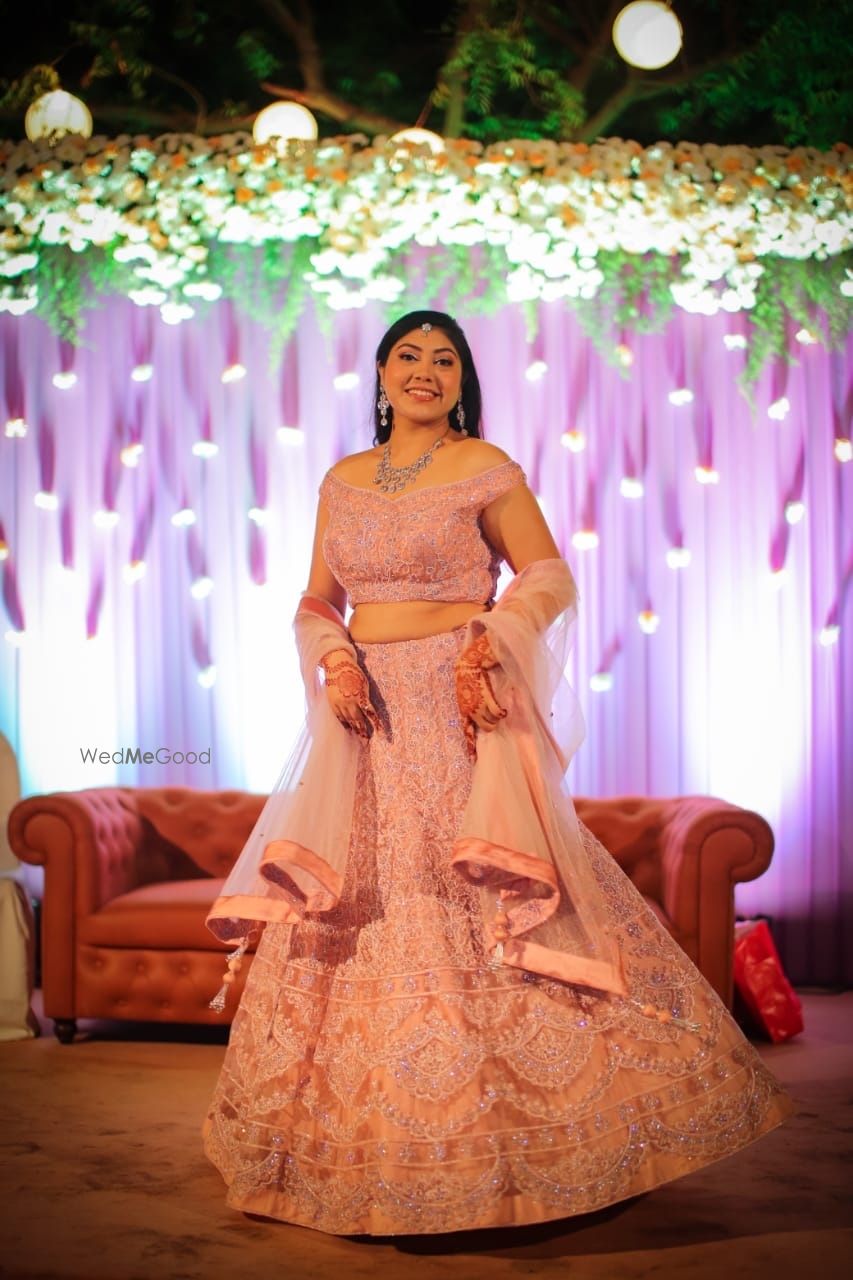 Photo From Engagement bride Shreyasi - By Shiwangi Makeovers