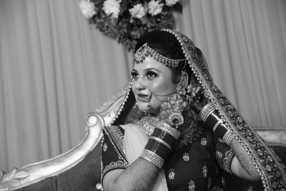 Photo From bride shoot - By Aavez Photographer