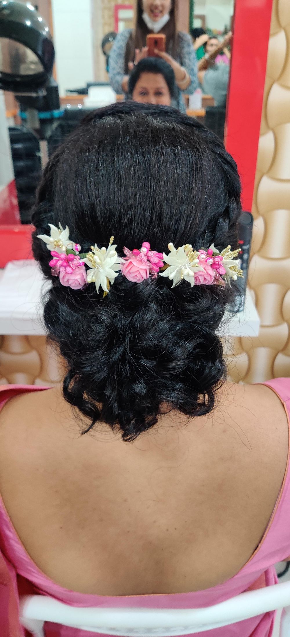 Photo From Floral bun Hairstyle - By Glitz by Vaibhavi