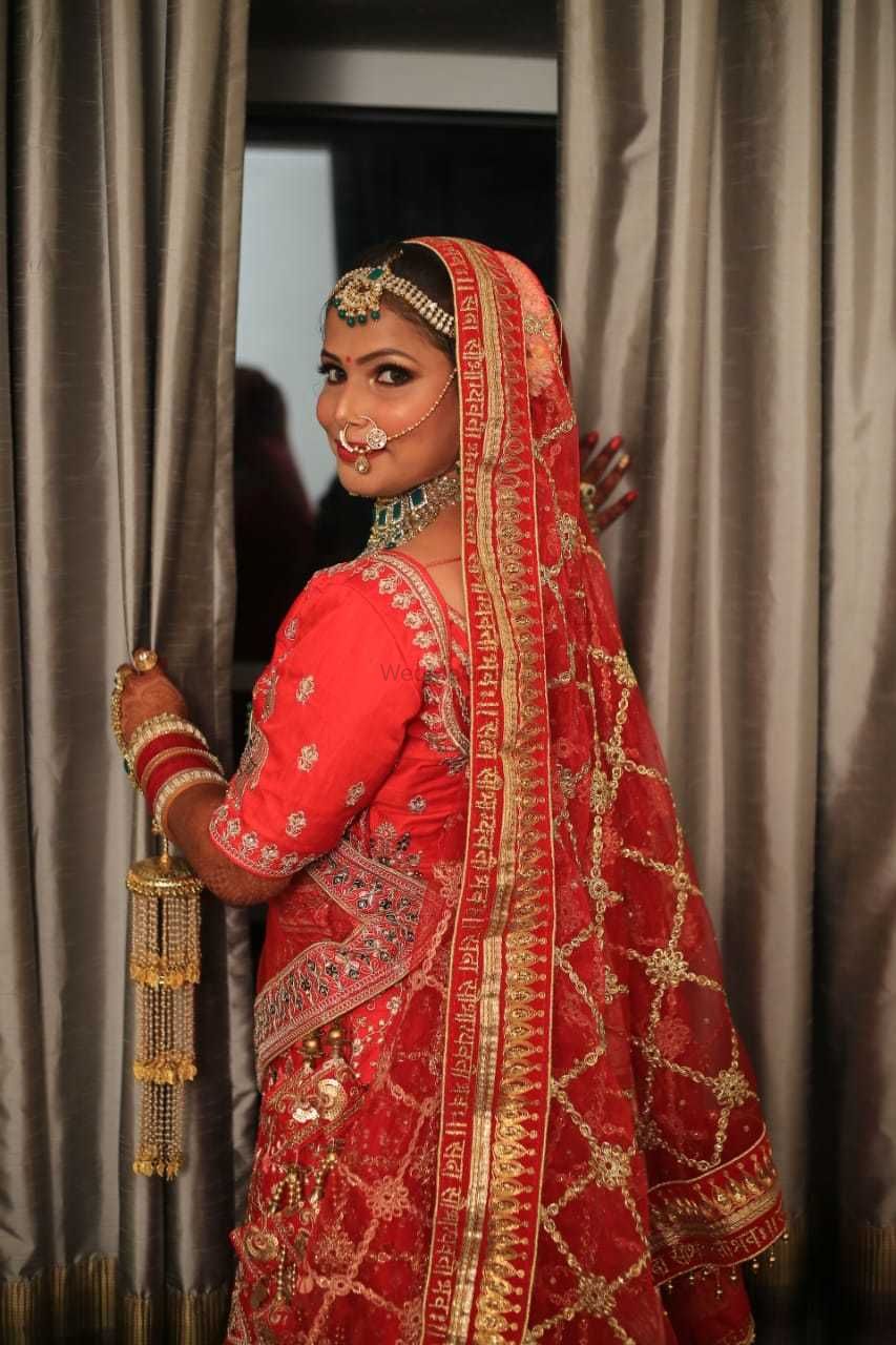 Photo From Priyanka the quintessential Bride - By Pretty Looks by Ankita