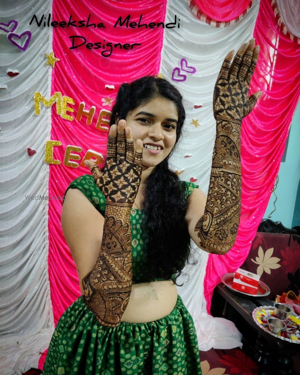 Photo From Bride :  Gayatri sopte - By Neeliksha Mehendi Designer