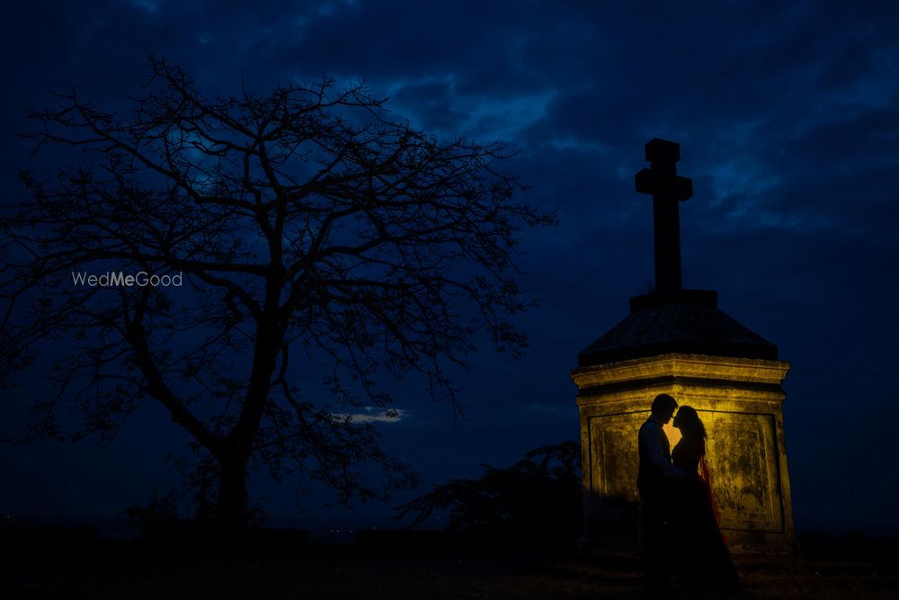 Photo From Goa Couple shoot Wedding - By Kunal Khade Films