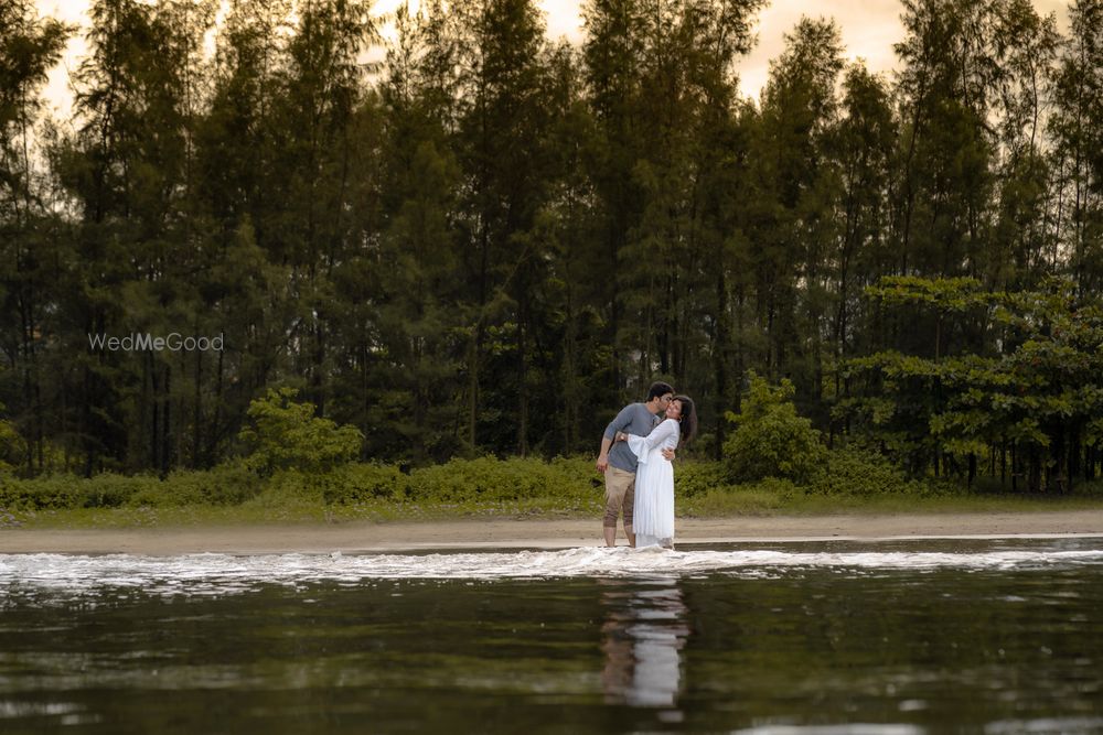 Photo From Goa Couple shoot Wedding - By Kunal Khade Films