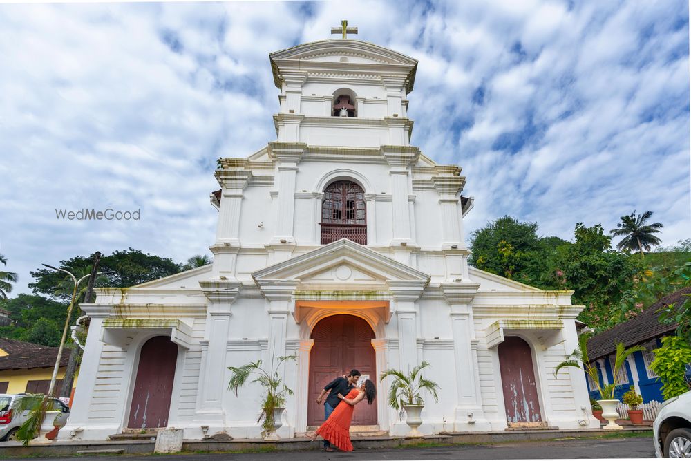 Photo From Goa Couple shoot Wedding - By Kunal Khade Films