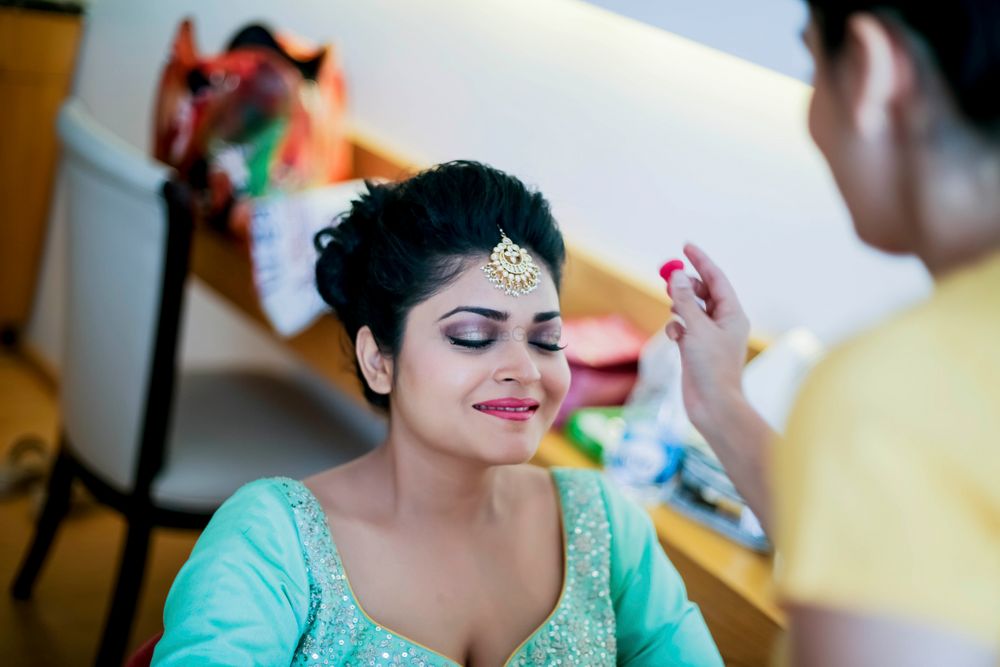 Photo From Day Bridal _Glowing skin, Sparkly eyes_Garima’s Dream Bridal - By Nivritti Chandra