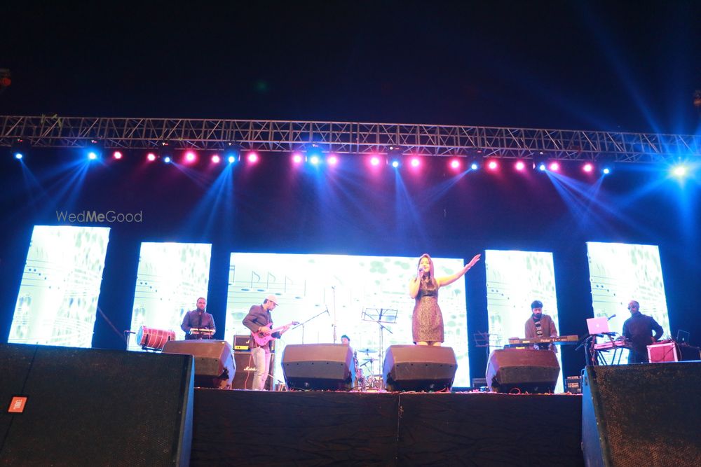 Photo From Live Performance at Raipur - By AnantKiVeena